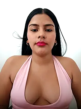 daringxxxhot online show from September 2025 01:01:01 PM