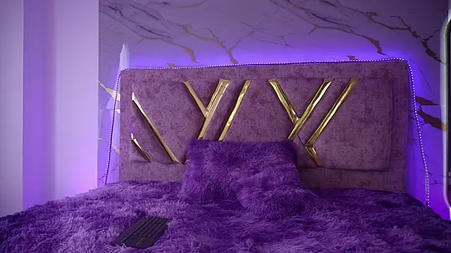 natasha vesper online show from December 2025 12:36:02 PM