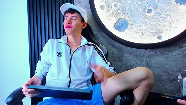 Snapshot of Deivid_oficial20 chatting on October 2025 07:33:01 PM Deivid oficial20 online show from October 2025 07:33:01 PM