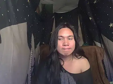 Reynalda26 online show from September 2025 03:45:01 PM