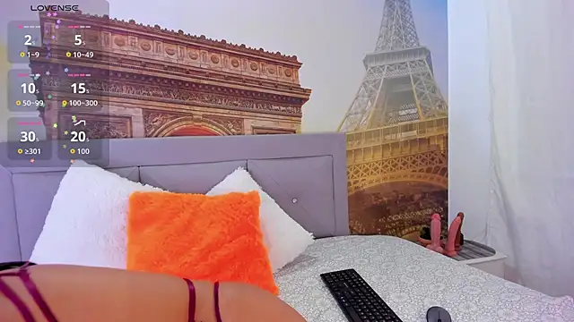 venusdessire online show from September 2025 12:39:01 PM
