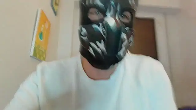 Snapshot of Maskpor2022 chatting on March 2026 09:54:01 PM Maskpor2022 online show from March 2026 09:54:01 PM