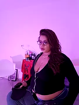 Vesper Vixen online show from December 2025 05:52:01 PM