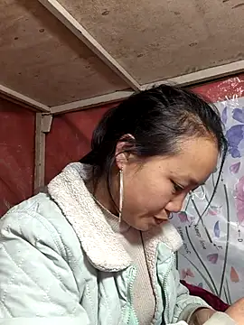 Snapshot of liu-liusexy chatting on February 2026 03:15:02 PM liu-liusexy online show from February 2026 03:15:02 PM