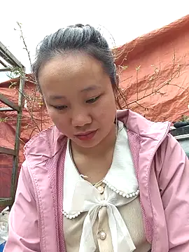 Snapshot of liu-liusexy chatting on February 2026 03:04:01 AM liu-liusexy online show from February 2026 03:04:01 AM