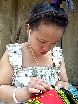 Snapshot of liu-liusexy chatting on March 2026 07:15:01 AM liu-liusexy online show from March 2026 07:15:01 AM