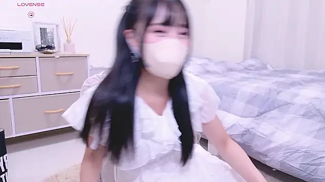 YURi luv online show from September 2025 06:48:02 AM