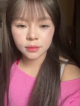 SarahBeii online show from December 2025 03:48:01 AM