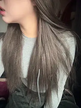 SarahBeii online show from January 2026 04:37:02 AM