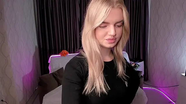 AdelBowman online show from September 2025 05:30:01 AM