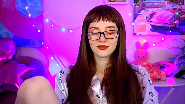 AliceWelch  online show from September 2025 08:25:02 AM