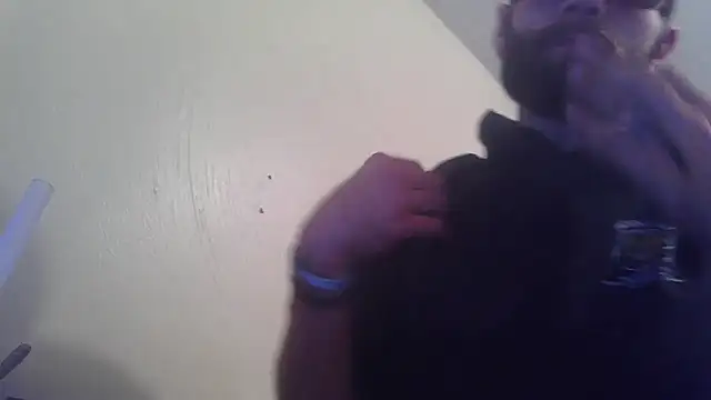 hungspundick1 online show from October 2025 07:01:02 PM