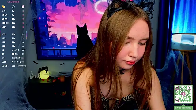 ElfredaTupy online show from November 2025 07:45:02 PM