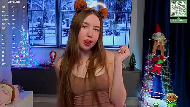 ElfredaTupy online show from December 2025 07:40:02 PM