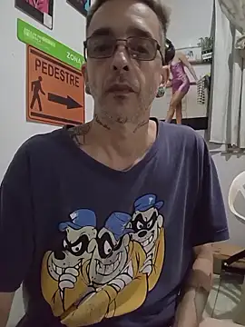 dinho carioca online show from May 2026 12:44:01 PM