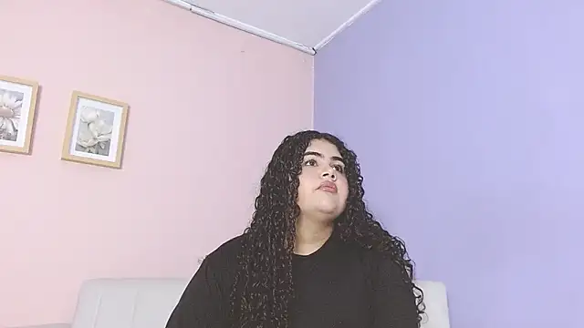 Snapshot of lourdes_moon22 chatting on September 2025 12:38:02 PM lourdes moon22 online show from September 2025 12:38:02 PM