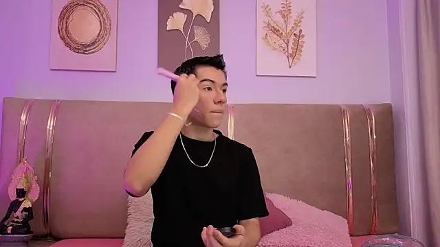 Jessyy Mateus online show from September 2025 03:54:01 AM