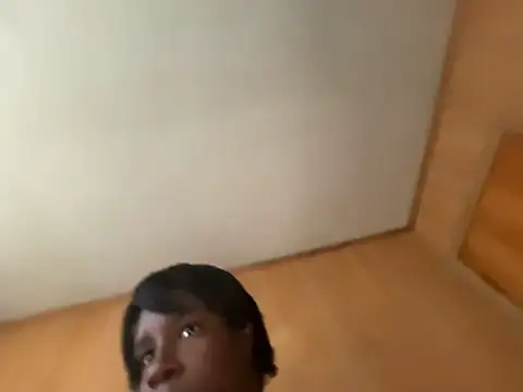 saltlightEmber online show from January 2026 08:12:01 PM