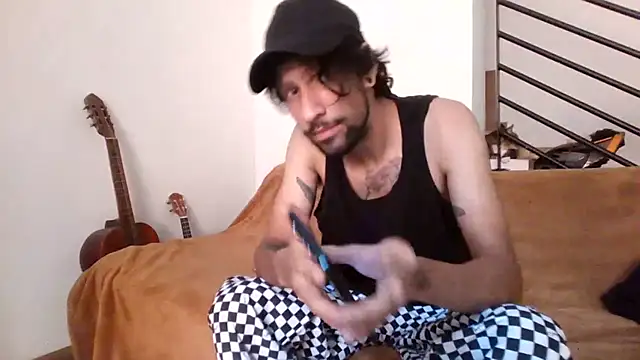 Alejandro92 cali online show from June 2026 04:19:02 PM