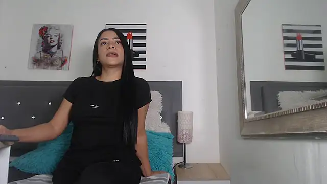 madison  love  online show from September 2025 07:30:02 PM