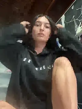 Scarlett 12 online show from March 2026 12:12:01 PM