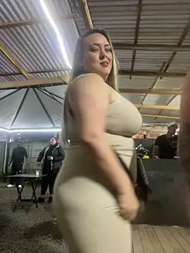 bruna438 online show from September 2025 03:12:01 AM