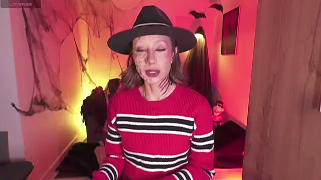 AnnaKimm online show from November 2025 12:01:02 AM