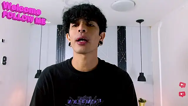 Franvill Trato online show from December 2025 07:11:02 PM