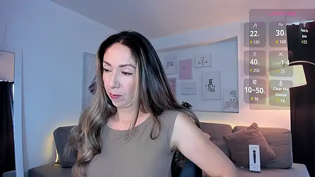 Snapshot of Laly_dolce chatting on September 2025 07:47:02 PM Laly dolce online show from September 2025 07:47:02 PM