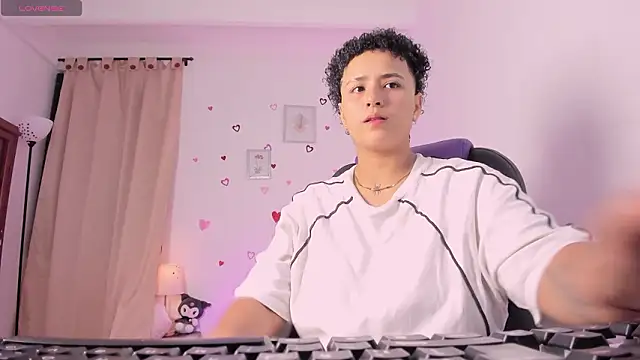 LiaaMoretzz online show from February 2026 02:30:01 AM