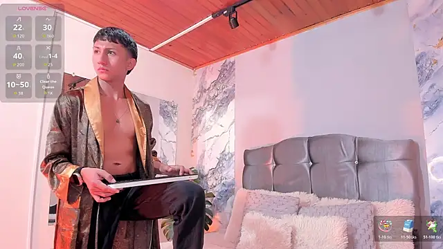 oliver mr  online show from February 2026 08:23:01 PM