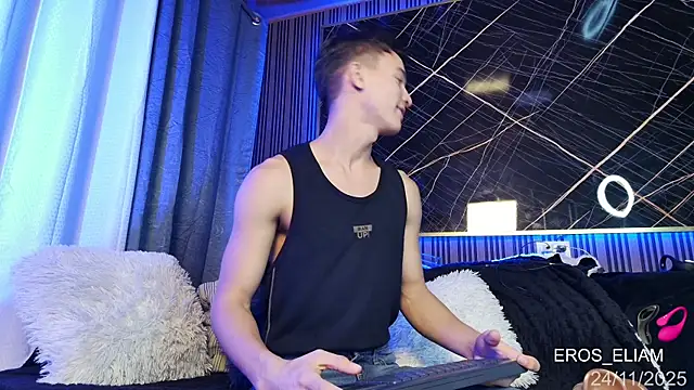 eroseliam online show from November 2025 07:13:01 PM