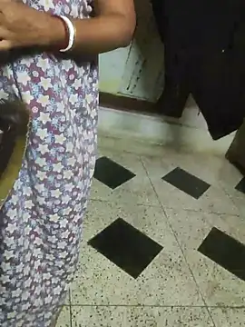 Your-Fav-Buddy online show from September 2025 07:14:01 PM