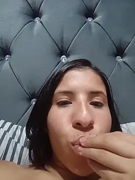 Liagni0 online show from March 2026 04:07:02 AM