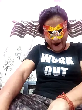 Snapshot of Gullapi chatting on September 2025 04:01:02 AM Gullapi online show from September 2025 04:01:02 AM