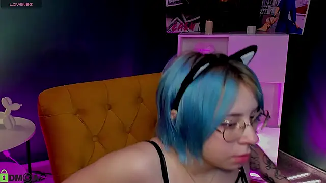 Penny Stanley online show from October 2025 02:09:02 AM