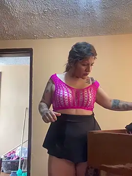 Isisflame online show from December 2025 01:53:01 PM