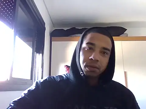 Snapshot of JUNINHOLEKE chatting on September 2025 11:45:02 AM JUNINHOLEKE online show from September 2025 11:45:02 AM