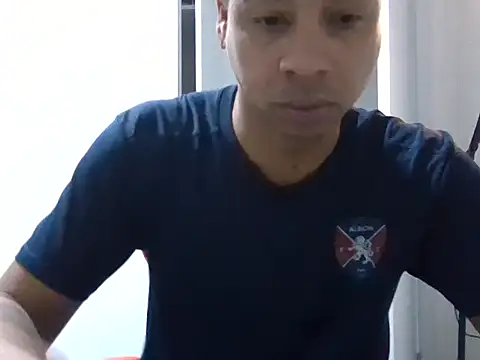 Snapshot of JUNINHOLEKE chatting on September 2025 01:51:01 AM JUNINHOLEKE online show from September 2025 01:51:01 AM