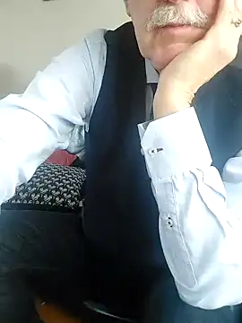 slaveman4you online show from January 2026 03:50:01 PM