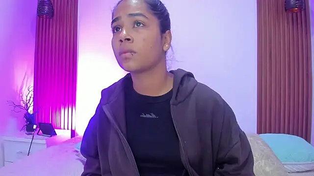 Snapshot of zoe_evans5 chatting on October 2025 11:47:02 AM zoe evans5 online show from October 2025 11:47:02 AM