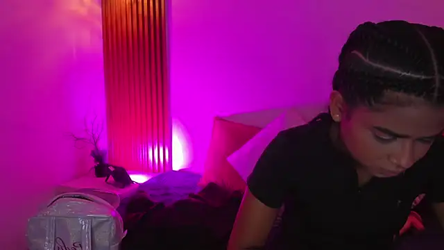 Snapshot of zoe_evans5 chatting on October 2025 11:55:01 AM zoe evans5 online show from October 2025 11:55:01 AM