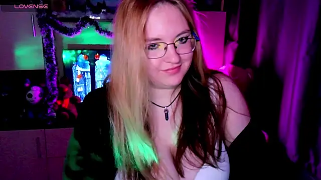 ZayaRush online show from December 2025 12:58:02 PM