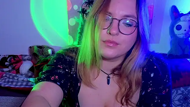 ZayaRush online show from April 2026 08:39:01 PM