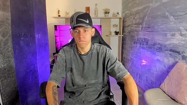 mikebenefleck 1 online show from September 2025 12:27:02 PM