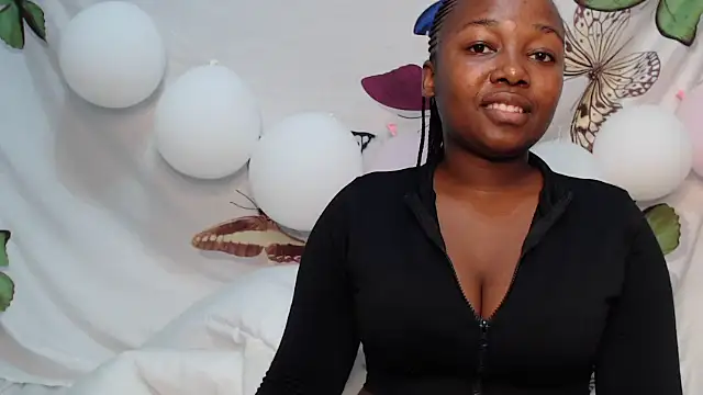 Snapshot of Minnie6879 chatting on September 2025 07:47:01 PM Minnie6879 online show from September 2025 07:47:01 PM