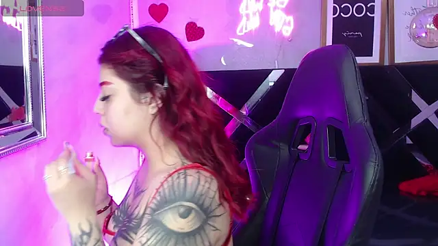 Red Bunny v online show from May 2026 01:07:01 PM