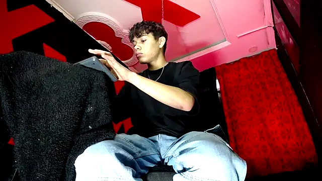 SemerHott online show from September 2025 01:15:01 PM