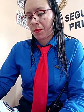 Hannah-colx online show from November 2025 04:40:01 PM