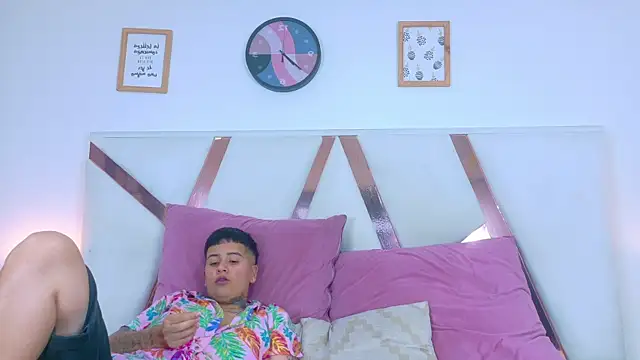 ScarlettVex   online show from September 2025 07:46:02 PM